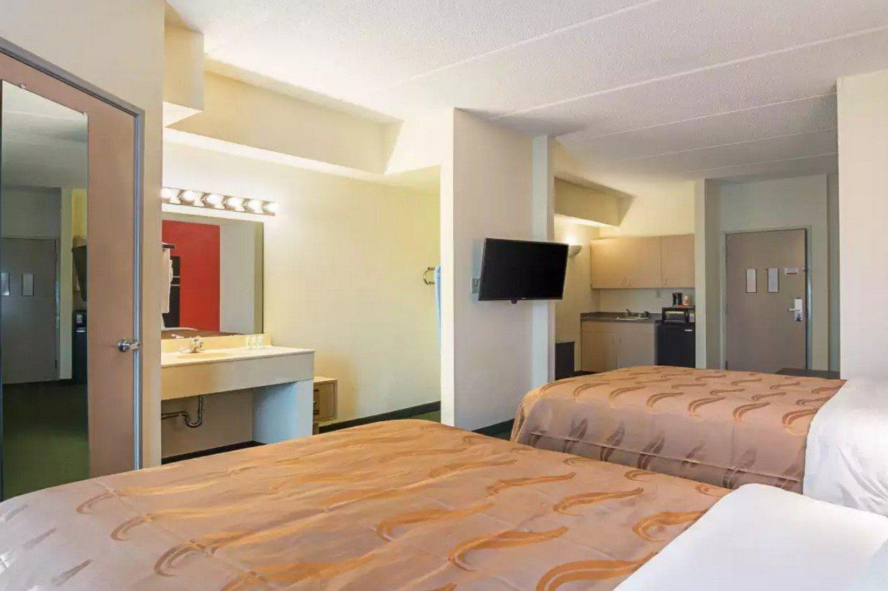 Quality Suites Atlanta Airport East Forest Park Eksteriør bilde