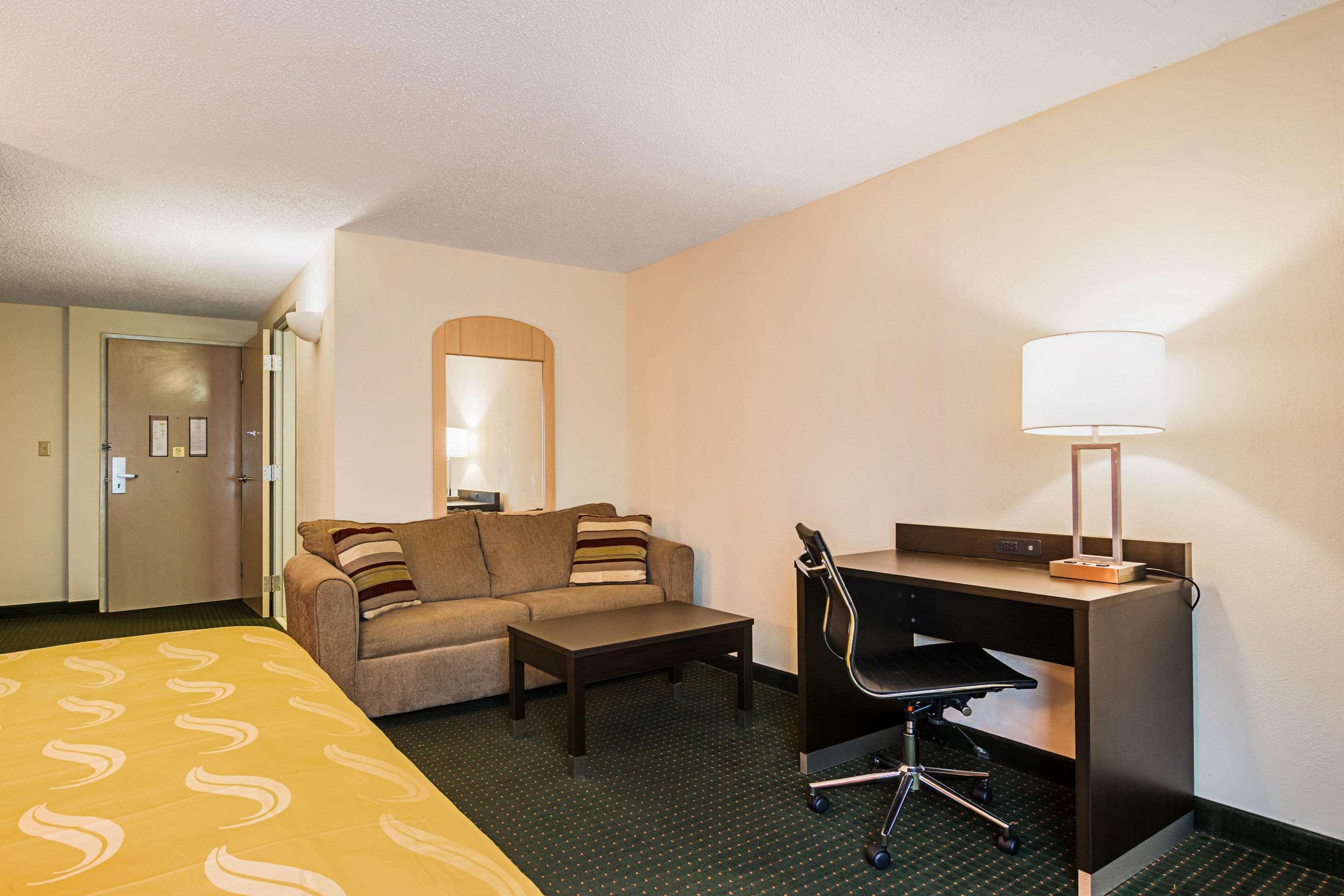 Quality Suites Atlanta Airport East Forest Park Eksteriør bilde