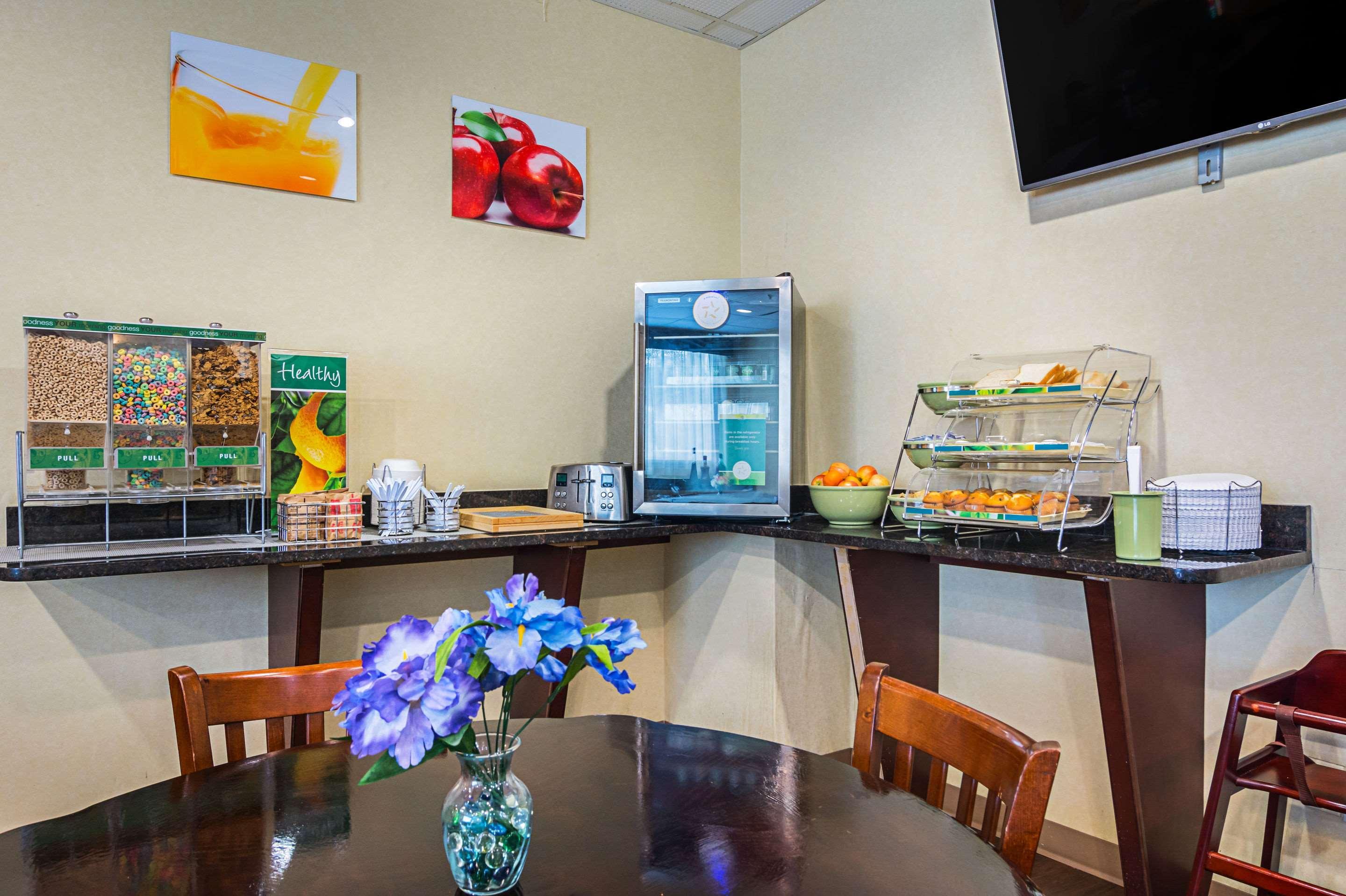 Quality Suites Atlanta Airport East Forest Park Eksteriør bilde
