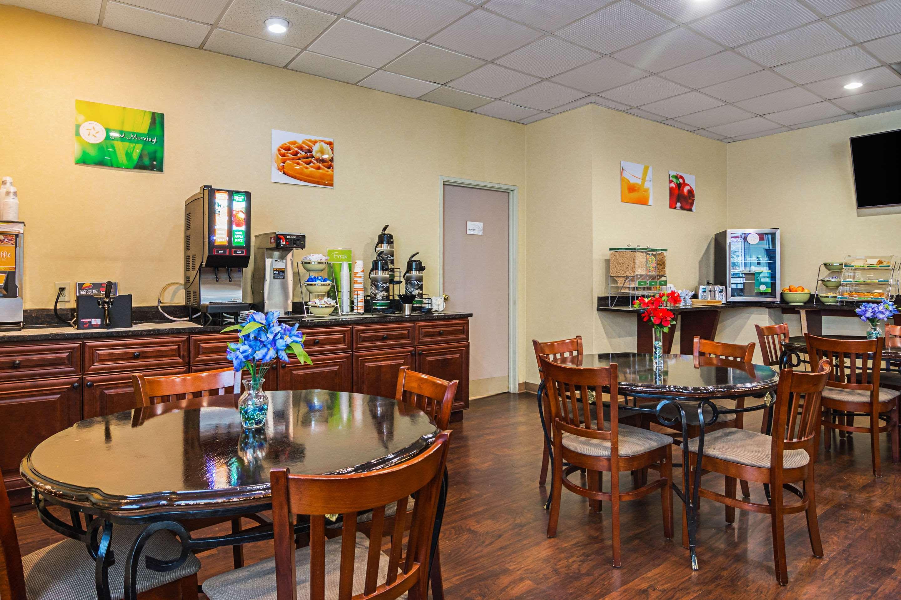 Quality Suites Atlanta Airport East Forest Park Eksteriør bilde