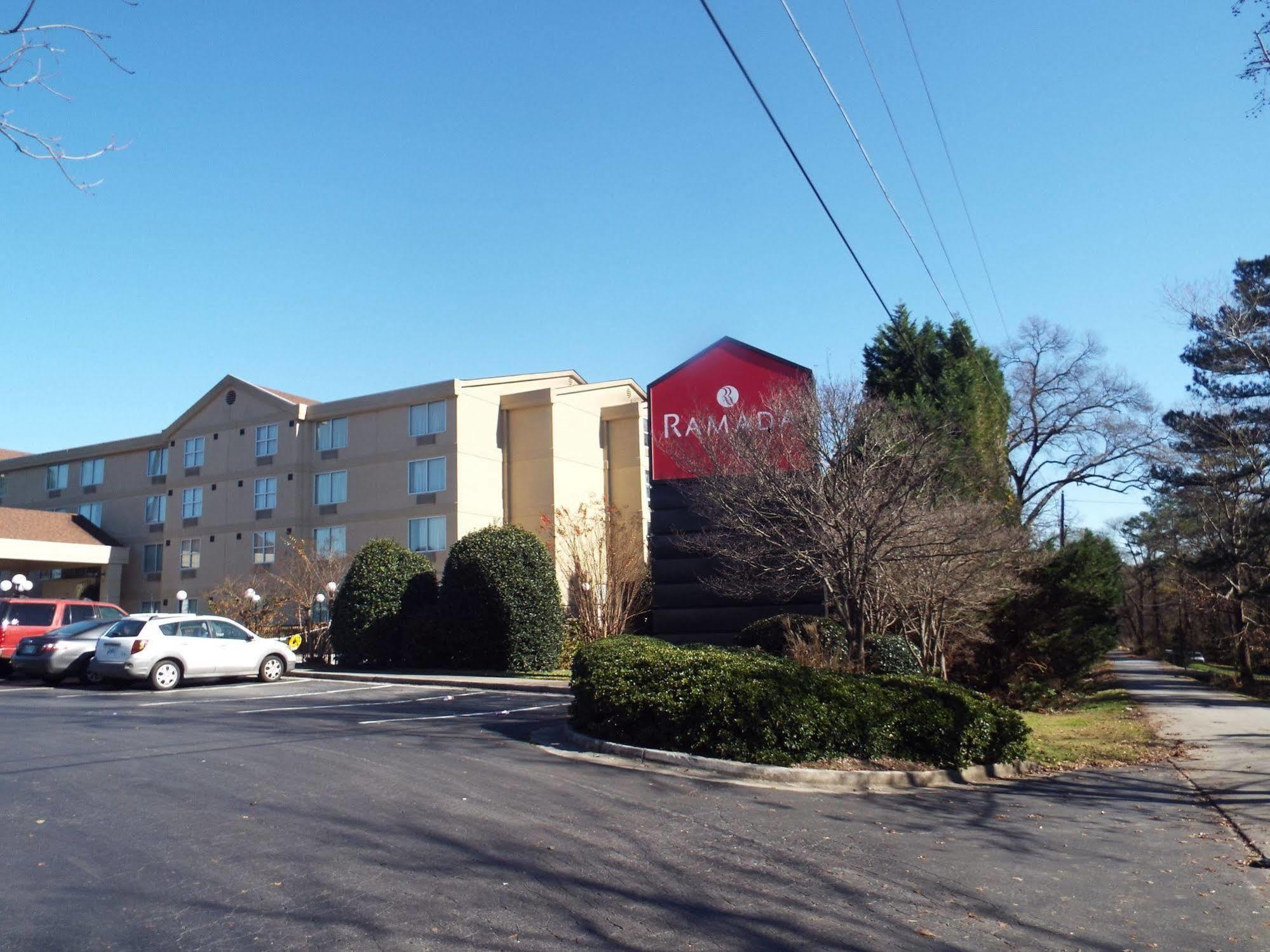 Quality Suites Atlanta Airport East Forest Park Eksteriør bilde